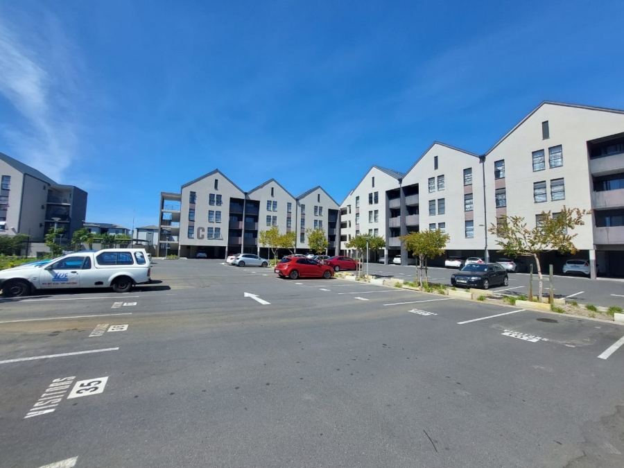 To Let 2 Bedroom Property for Rent in Parklands Western Cape